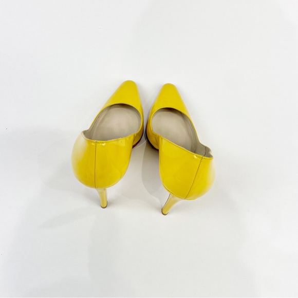 Christian Louboutin So Kate Bright Yellow Patent Leather Pumps Size 35 EU - Picture 3 of 6